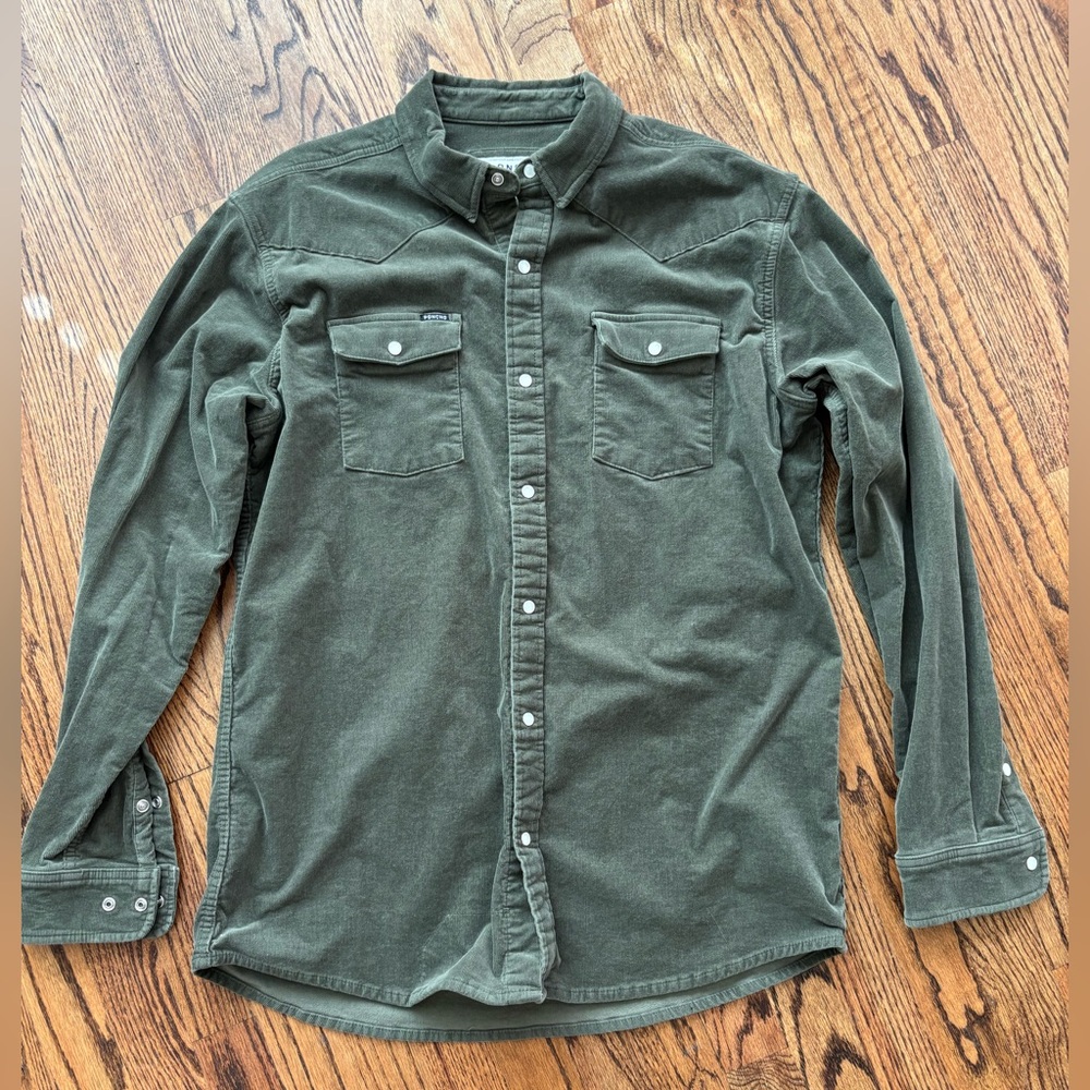 Poncho corduroy western shirt in green. Size: XL
